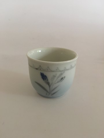 Bing & Grondahl Demeter / Blue Cornflower Egg Cup No 696