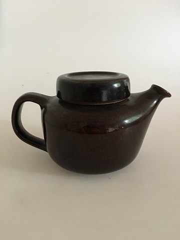 Arabia Finland Stoneware Tea Pot