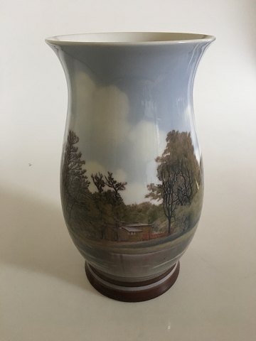 Bing & Grondahl Sophus Jensen Unique Vase No. 440 with Motif of Dyrehaven Bakken