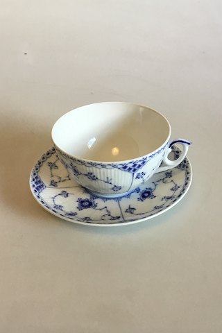 Royal Copenhagen Blue Fluted Half Lace Large Tea Cup No 524