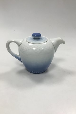 Bing and Grondahl Blue Tone - Seashell Hotel Tea Pot No 831