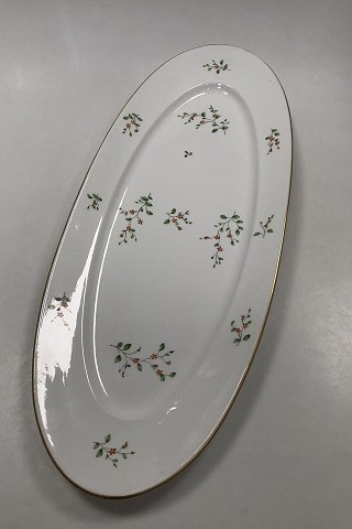 Royal Copenhagen Pattern 171 ( similar to Berberis ) Fish Tray No 9012