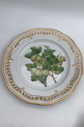 Royal Copenhagen Flora Danica Fruit Plate No. 429/3584.