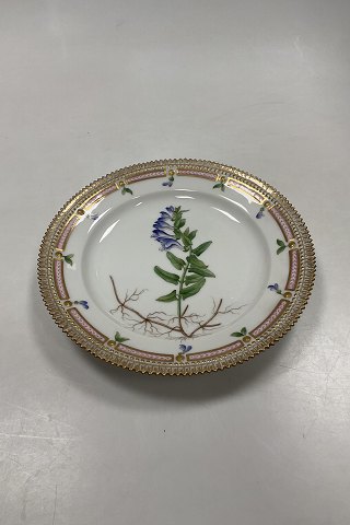 Royal Copenhagen Flora Danica Lunch Plate No 20/3550