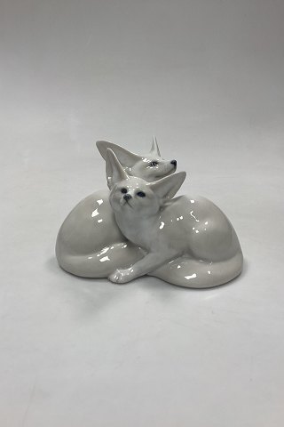 Royal Copenhagen Figurine - Desert Foxes Pair No. 319
