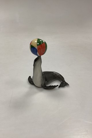 Royal Copenhagen Figurine - Sea Lion with Ball No. 202