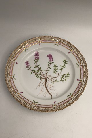 Royal Copenhagen Flora Danica Lunch Plate No. 20/3550