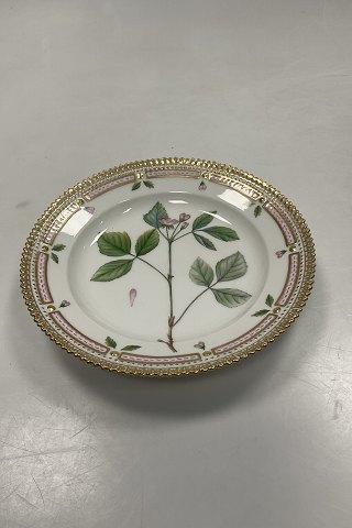 Royal Copenhagen Flora Danica Salad Plate No. 20/3573