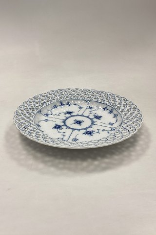 Royal Copenhagen Blue Fluted Full Lace Plate No. 638