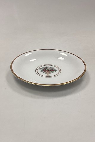 Bing and Grondahl Christmas Plate / Cake Plate. Designed by Jette Frölich 1997