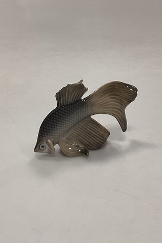 Royal Copenhagen Figurine of Fantail No. 3064