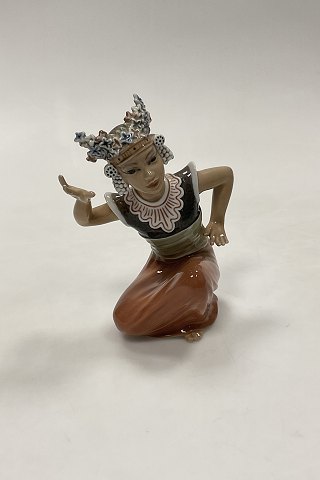 Figurines