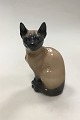 Royal Copenhagen figurine of Siamese Cat No 3281